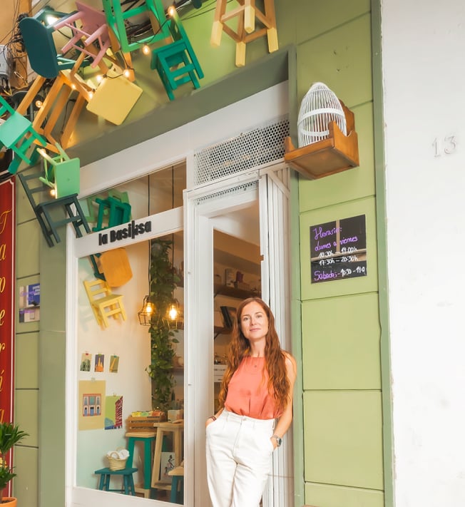 Image of the stave of a private shop in Elche where they sell decorative objects.